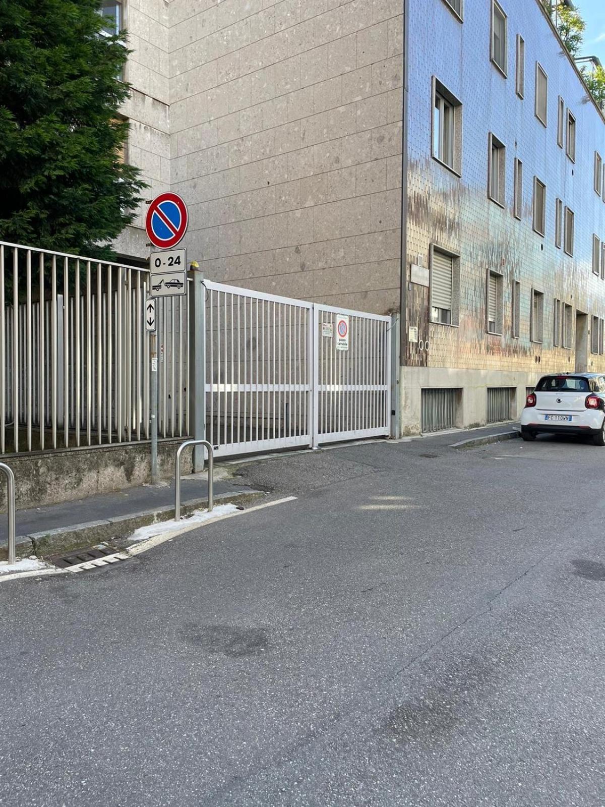 Morivione Apartment - Bocconi Free Parking Milan Luaran gambar